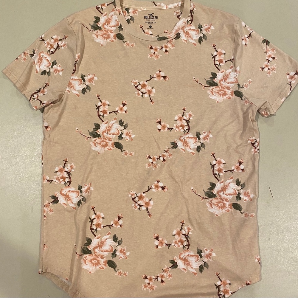 Hollister Floral Tee